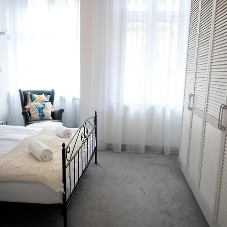 Na Lazarzu 7 Apartment *